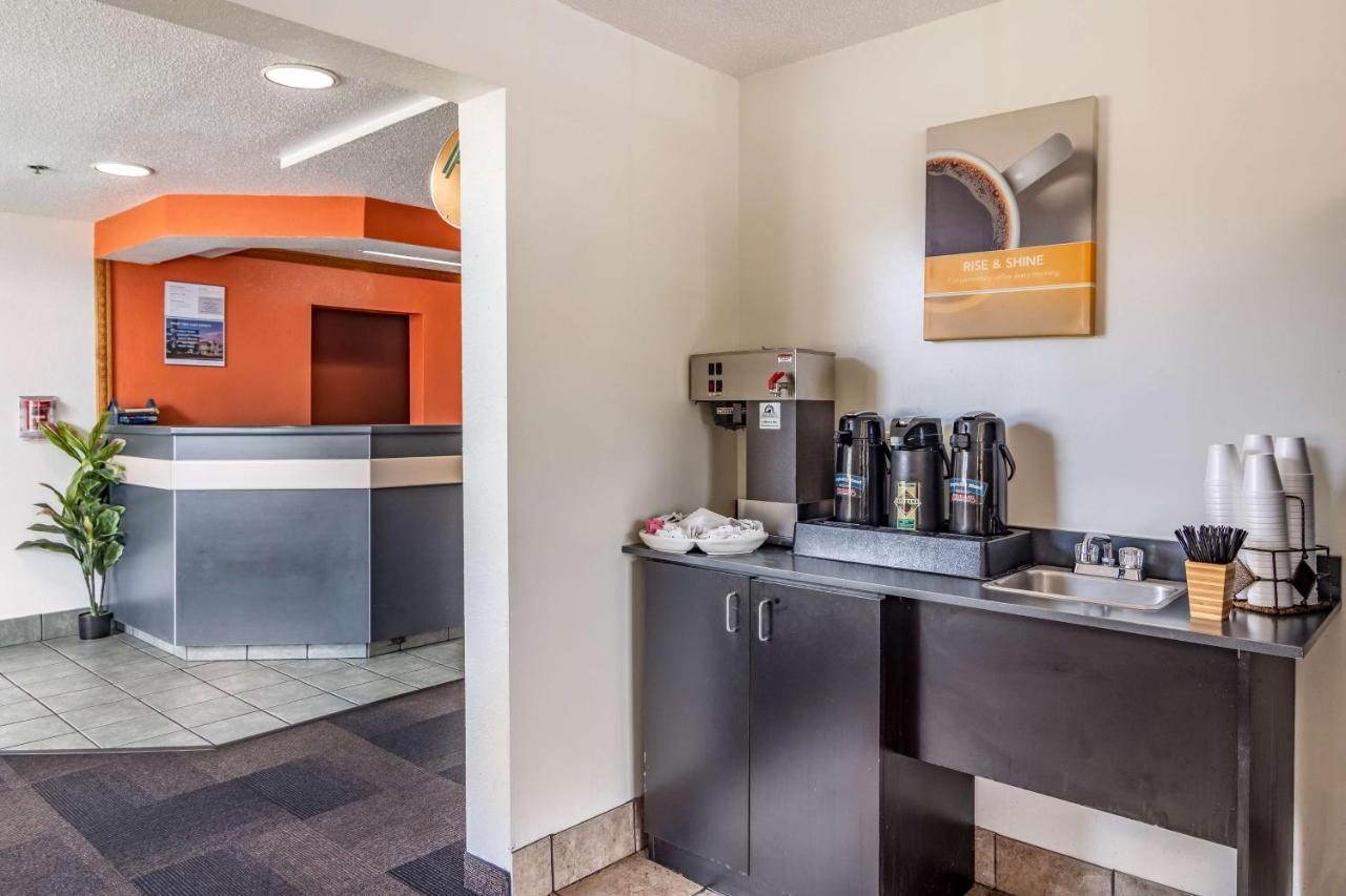 Motel 6 Chattanooga Downtown Экстерьер фото