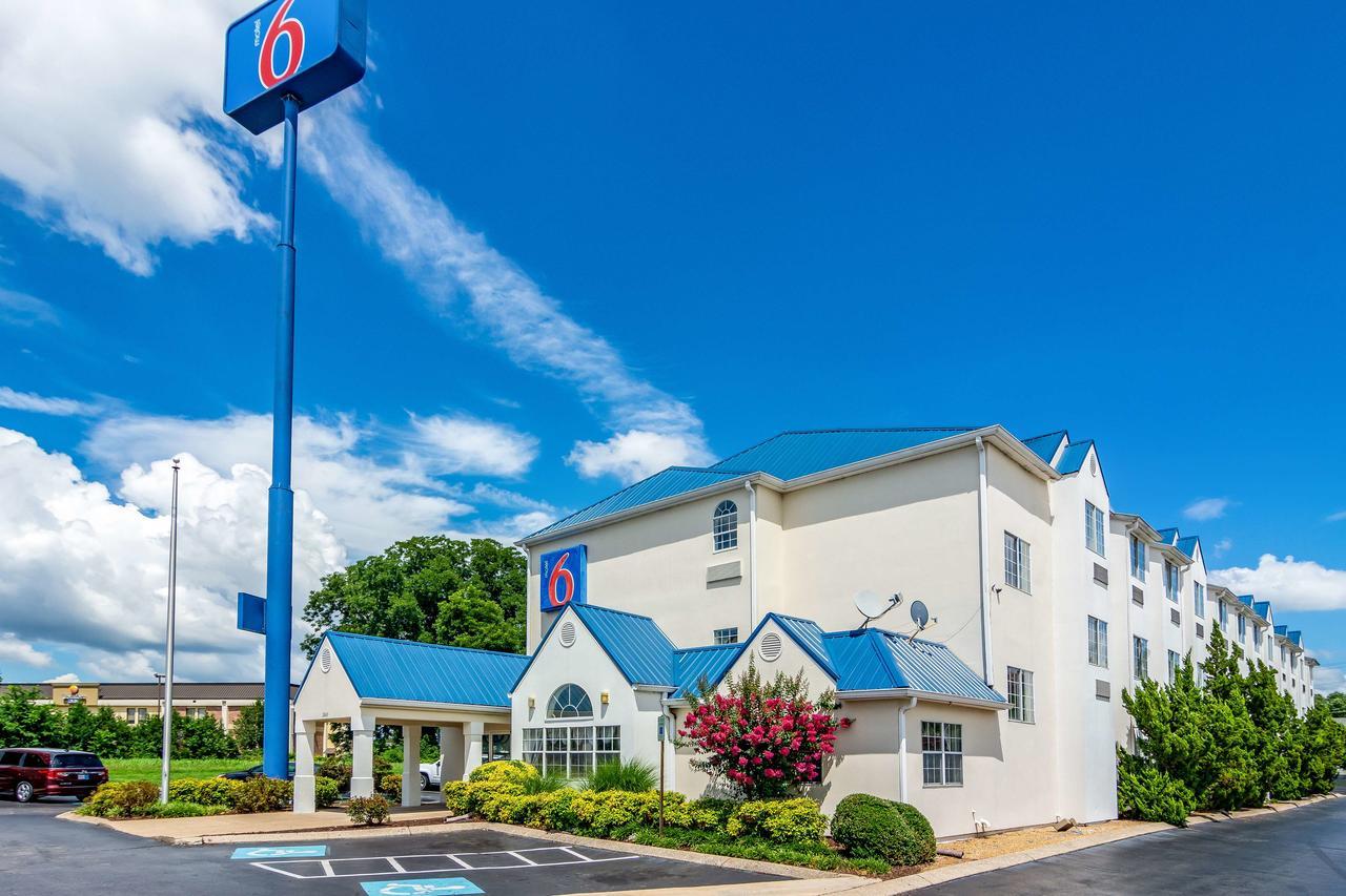 Motel 6 Chattanooga Downtown Экстерьер фото