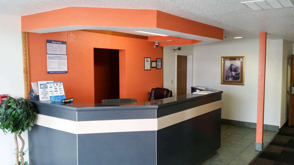 Motel 6 Chattanooga Downtown Интерьер фото