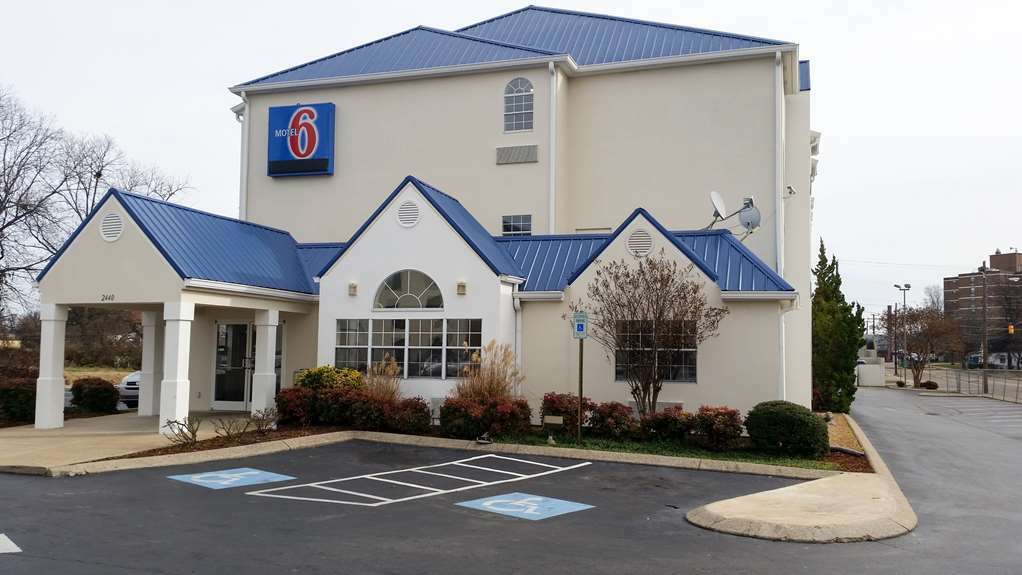 Motel 6 Chattanooga Downtown Экстерьер фото